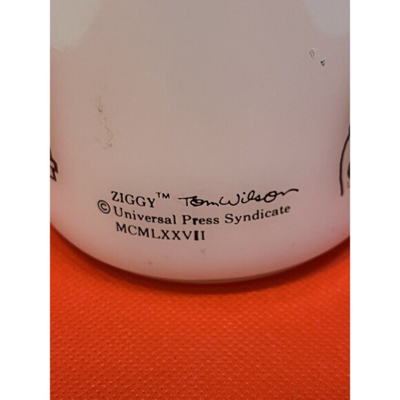 Ziggy Cartoon Sunrise Milk Glass Coffee Mug 1972 Federal Glass Tom Wilson - Picture 3 of 6